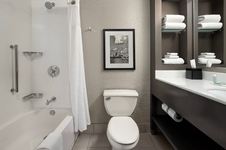 Bathroom 3, COURTYARD MINNEAPOLIS DOWNTOWN, Hennepin