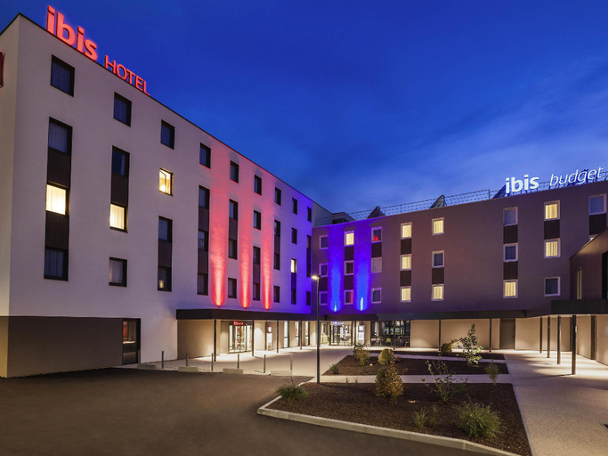 Exterior & Views 2, ibis budget Sens, Yonne