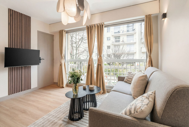 Living area 4, 1527 Bargue, Paris
