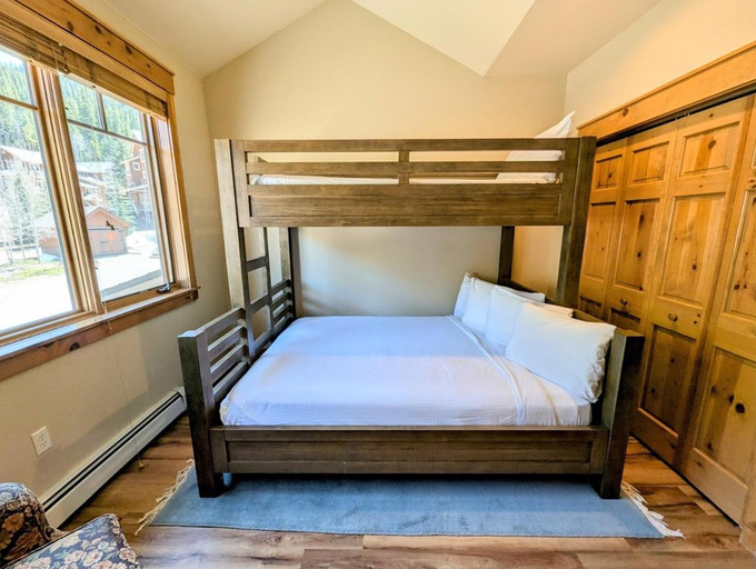 Bedroom 3, Settlers Creek 6523, Summit