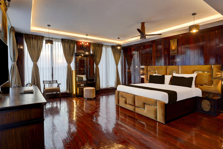 Bedroom 2, Townhouse NK Vivanta Luxury Rooms, Kancheepuram