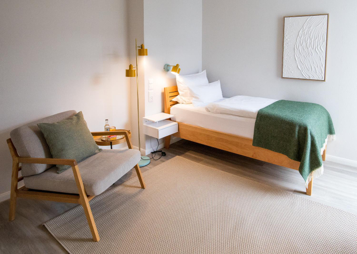 Bedroom 4, Hotel Seehof Norderney OHG, Aurich