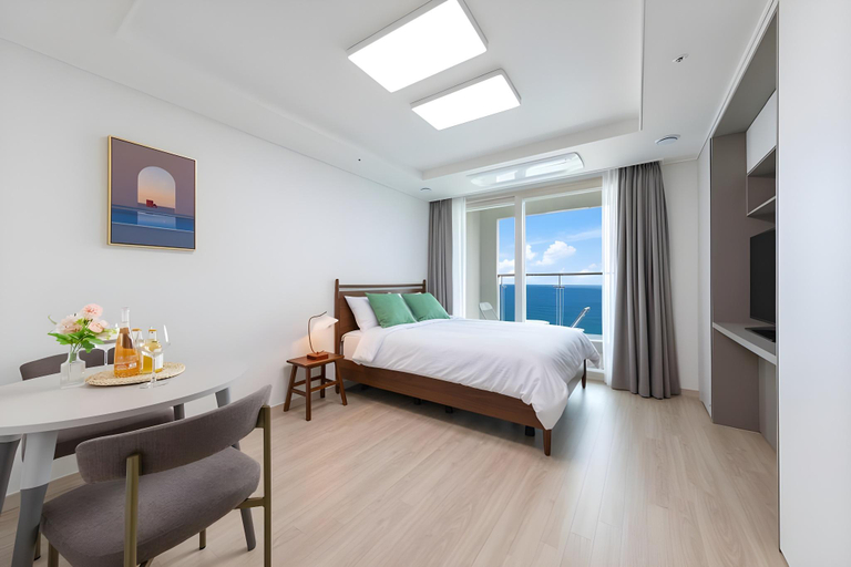 Bedroom 2, sockcho summitbay leusieal, Goseong