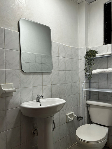 Bathroom 3, Dominico Colonial, Distrito Nacional