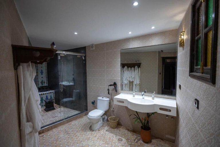Bathroom 5, riad soultana, Fès