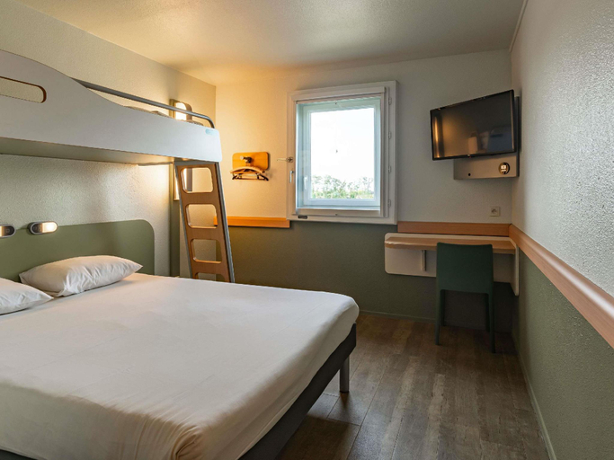 Bedroom 2, ibis budget Marne-la-Vallée Pontault-Combault, Seine-et-Marne