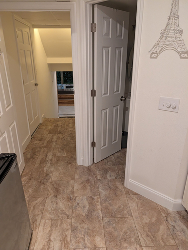 Room 2, Mountain Forest Manor, Towns