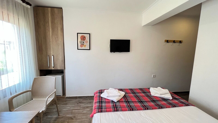 Room 4, anayurt oteli, Ula