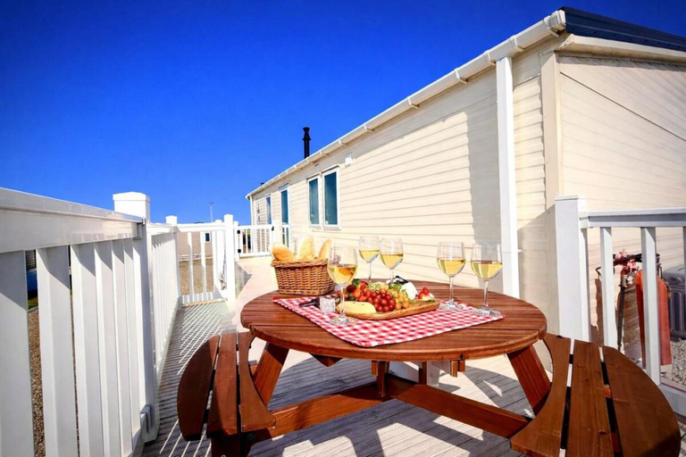 Outdoor dining 2, Sea Views 2 Bed - Sleeps 6 - Pets - Parking - Wifi, Aberdeenshire