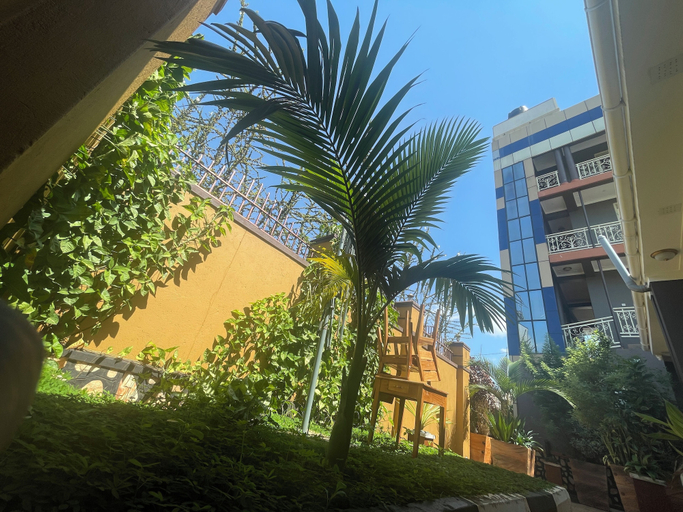 Property grounds 4, Lillian Imperial Country Hotel, Jinja