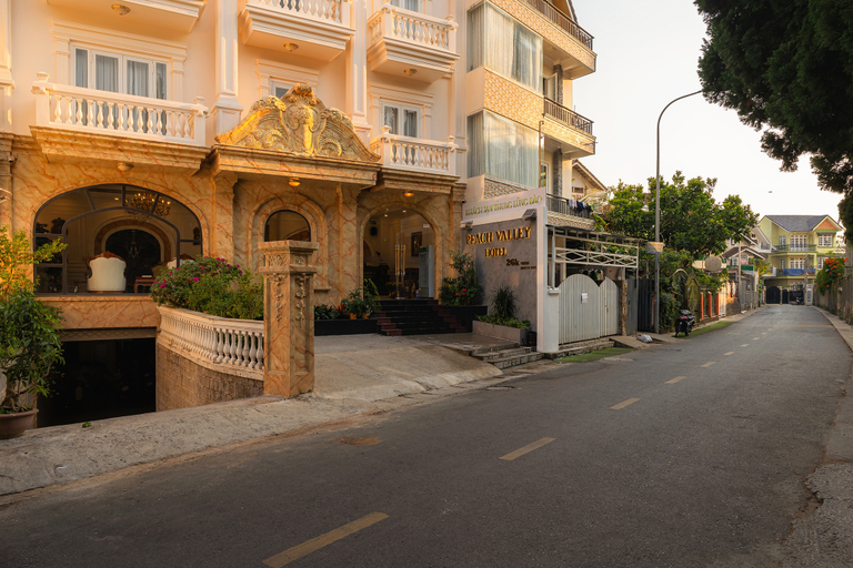 Exterior & Views 2, Peach Valley Hotel Dalat, Đà Lạt