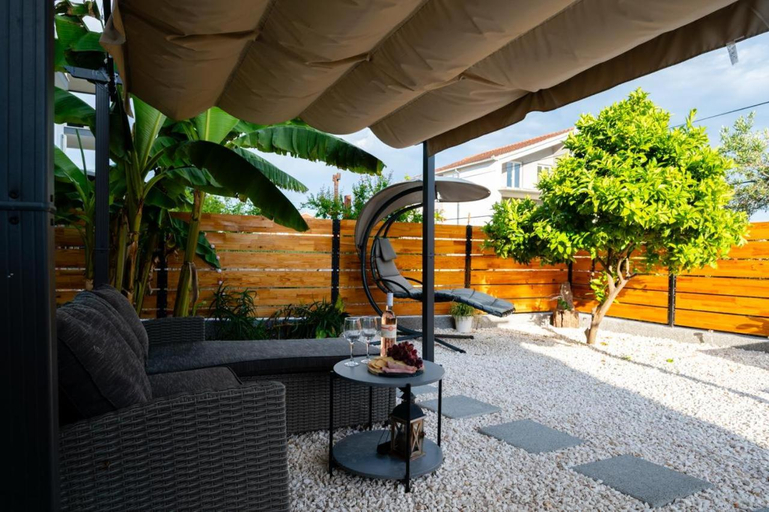 Others 4, Ante room's, Trogir