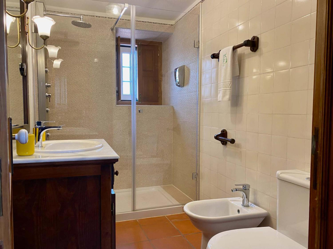 Bathroom 3, Vida-Vi B and B, Caldas da Rainha