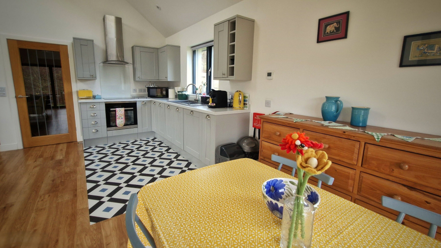 Private kitchen 3, Aiteannach, Highland