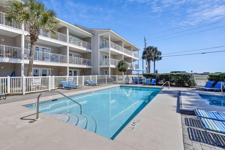 Pool 4, Summerspell 101- Beach Life, Walton