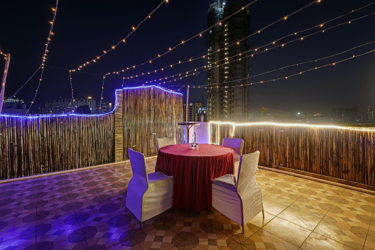 Food & Drinks 5, Super Townhouse Tipsyy Near Bestech Central Square Mall, Gurgaon