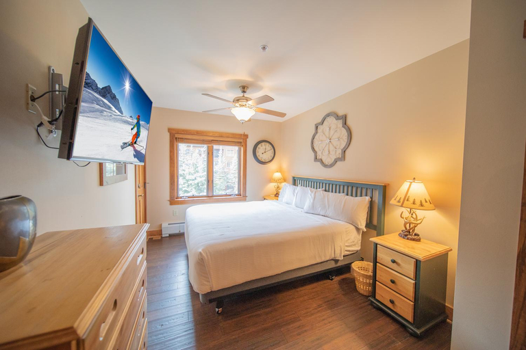 Bedroom 3, Red Hawk Lodge 2270, Summit