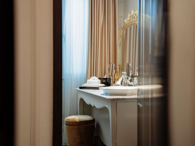Bathroom 5, Hotel de l'Opera Hanoi - MGallery, Hoàn Kiếm