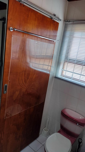Bathroom 3, The Bay Inn, Nelson Mandela Bay