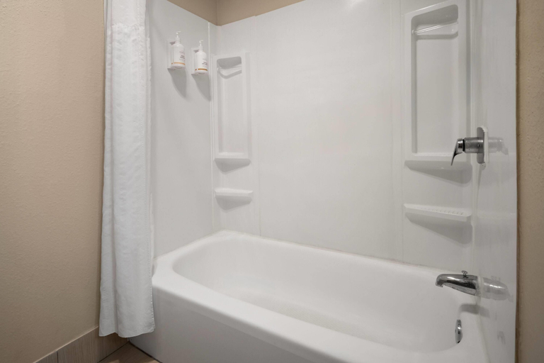 Bathroom 5, Baymont by Wyndham Waukesha, Waukesha