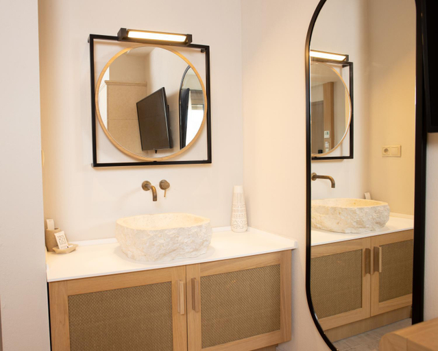 Bathroom 4, MAKO Sea & Suites, Central Macedonia
