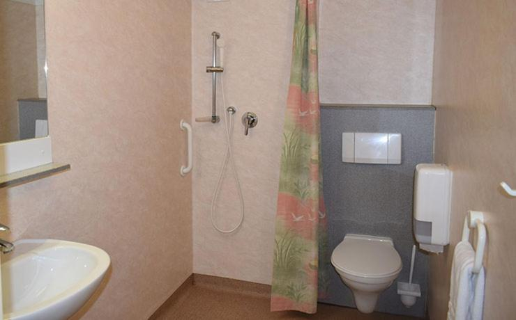 Bathroom 2, Azureva Club Areches, Savoie