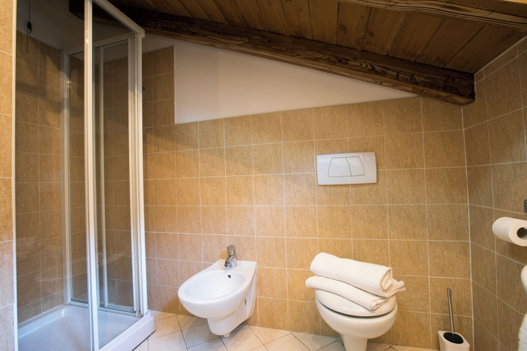 Bathroom 2, Blevio Panoramica, Como