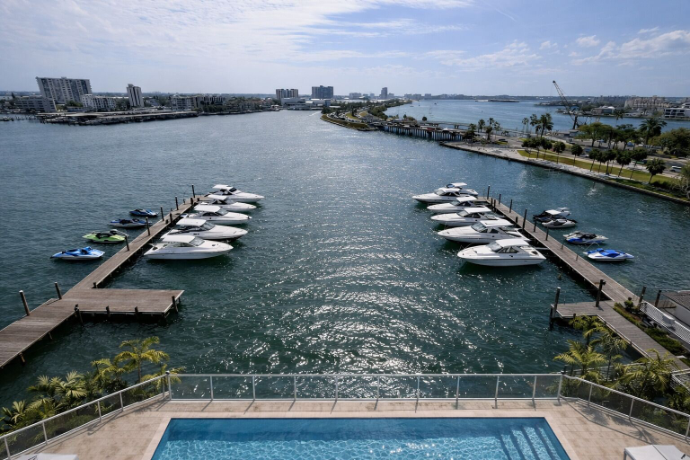 Marina, CW Hotel, Pinellas
