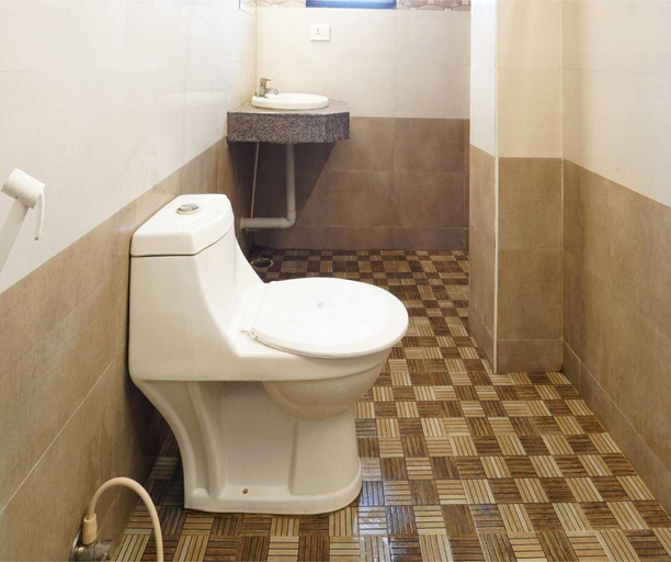 Bathroom 2, Classic Saibaba Colony Bus Terminal, Coimbatore