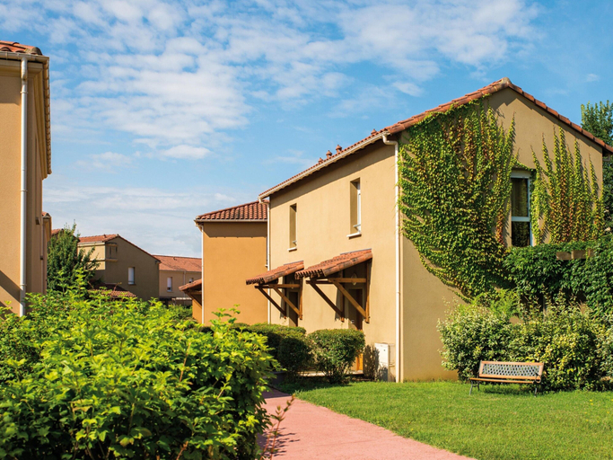 Exterior 4, Cosy Wellness Retreat With Balcony, Dordogne