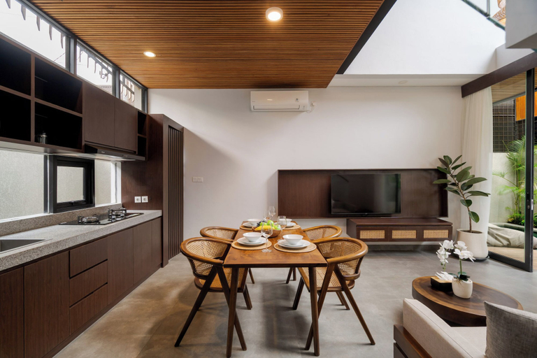 In-room dining, Aluna Ubud Villas, Gianyar