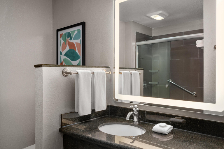 Bathroom 5, HYATT house Fishkill/Poughkeepsie, Dutchess