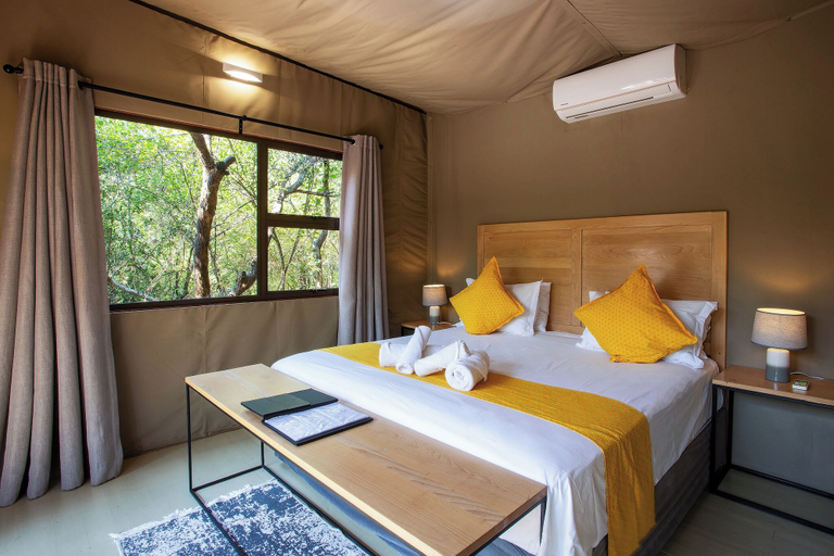 Bedroom 3, Kingfisher Creek Safari Lodge, Mopani