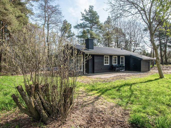 Others 3, 4 Star Holiday Home in Ansager, Varde