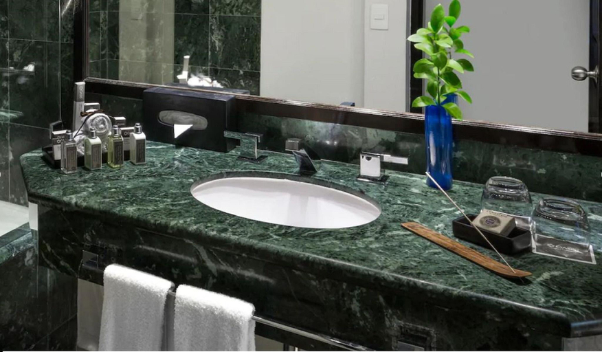 Bathroom, Oh! Cancun On The Beach by Oasis, Isla Mujeres