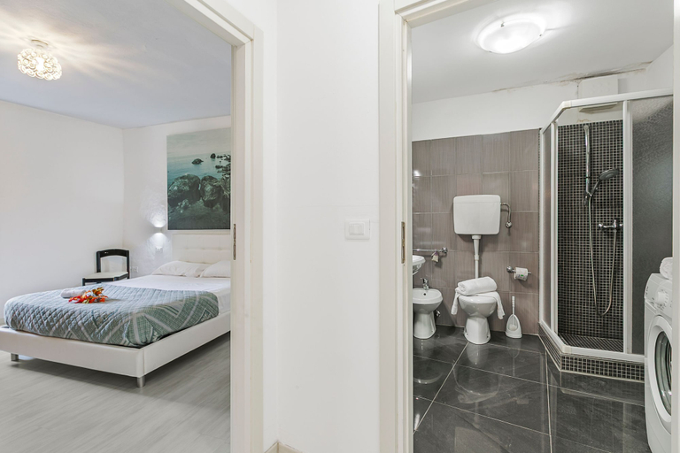 Bedroom 3, Piccola Torbole in Nago-torbole, Trento