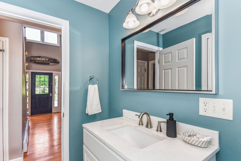 Bathroom 5, Corn Hill Ranch, Barnstable