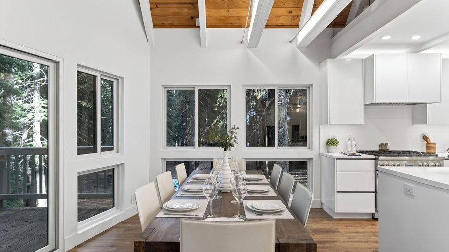 Interior 2, Hansel Haus by Avantstay Modern A-frame Game Room With Arcade + Large Deck, Nevada