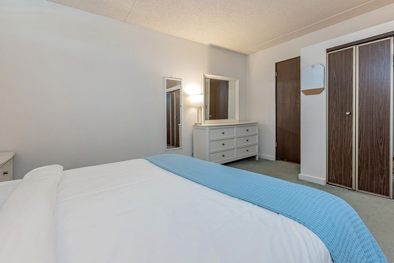 Room 3, Kihei Akahi D-207 1 Bedroom Condo