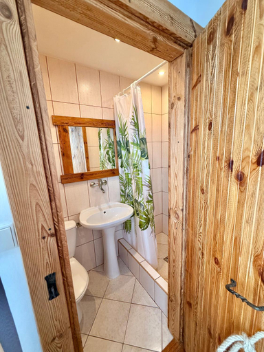 Bathroom 3, ALOZA Wladyslawowo, Puck