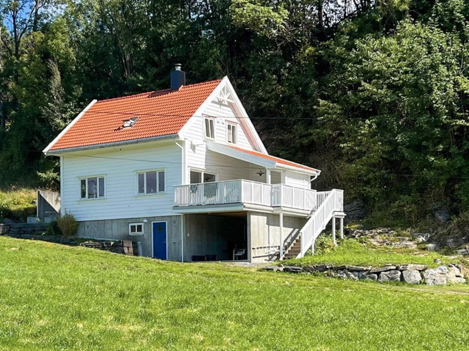 Exterior & Views, person holiday home in Bjoa-By Traum, Oelen