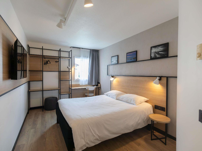 Bedroom 3, ibis Ciboure Saint Jean de Luz, Pyrénées-Atlantiques