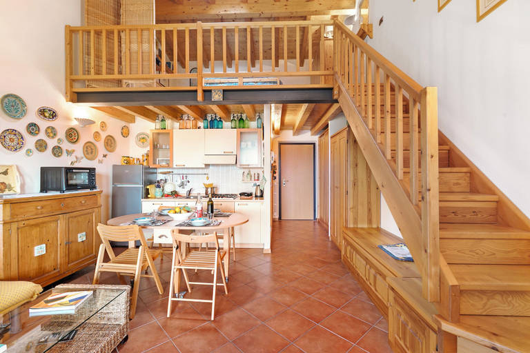 Private kitchen 2, Grotten Loft with lake view and pool, Brescia