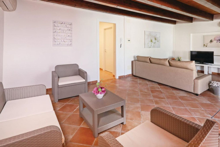 Others 3, Dune Giardino With 3 Bedrooms and 1 Bathrooms, Ragusa