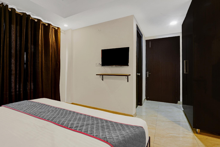 Bedroom 4, Townhouse Tipsyy Near Bestech Central, Gurgaon