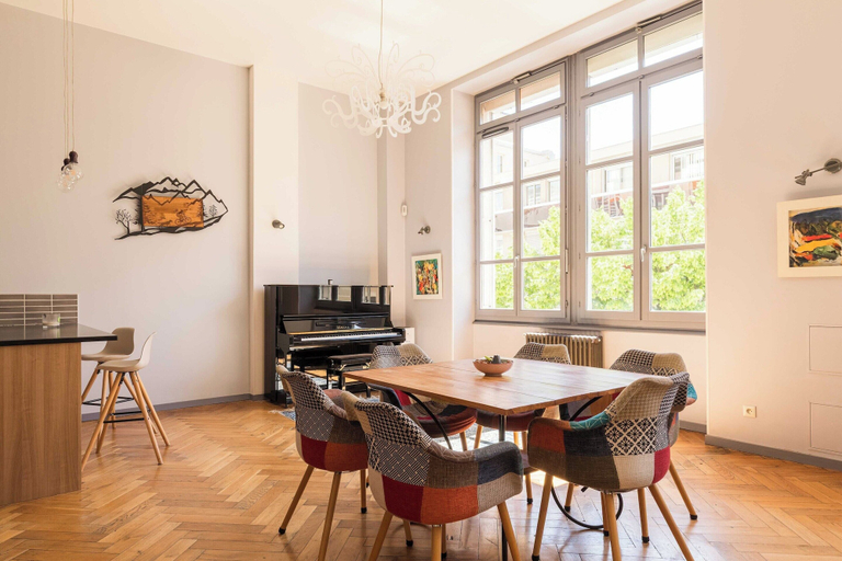 Dining 4, Stunning Apartment - 4br-7p - Crequi, Rhône