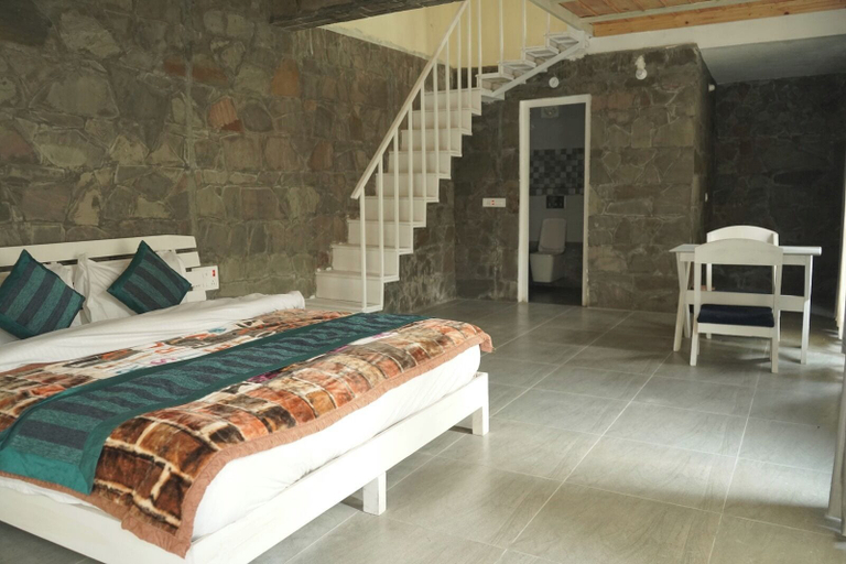 Room 5, Indradhanush The Riverside Inn, Nainital