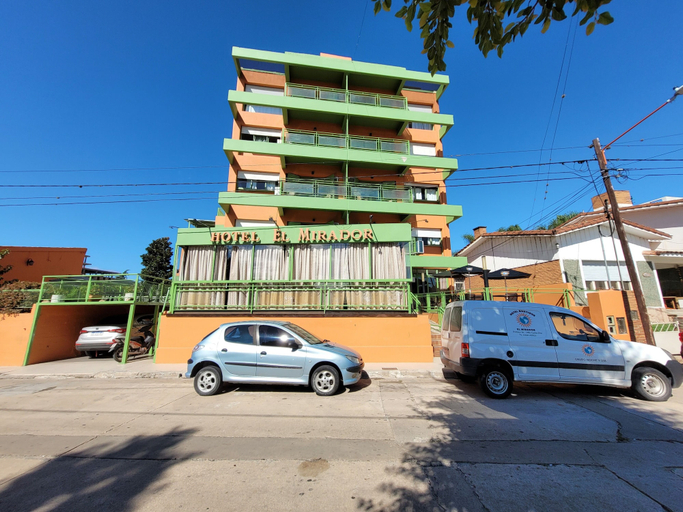 Exterior, El Mirador, Punilla