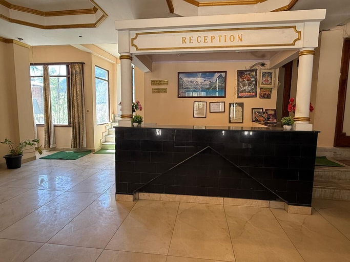 Lobby 1, Hotel Summer King, Kullu