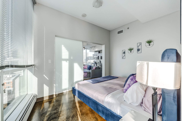 Bedroom 3, Spacious Downtown Condo w/ Balcony & City Views!, Division No. 6
